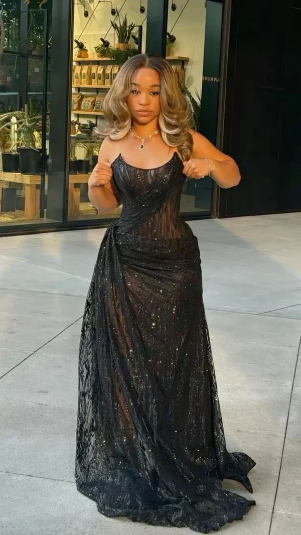 Robe de bal longue noire avec fente et robe de soirée bustier