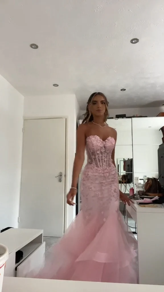 Superbe robe de soirée longue sirène en tulle rose