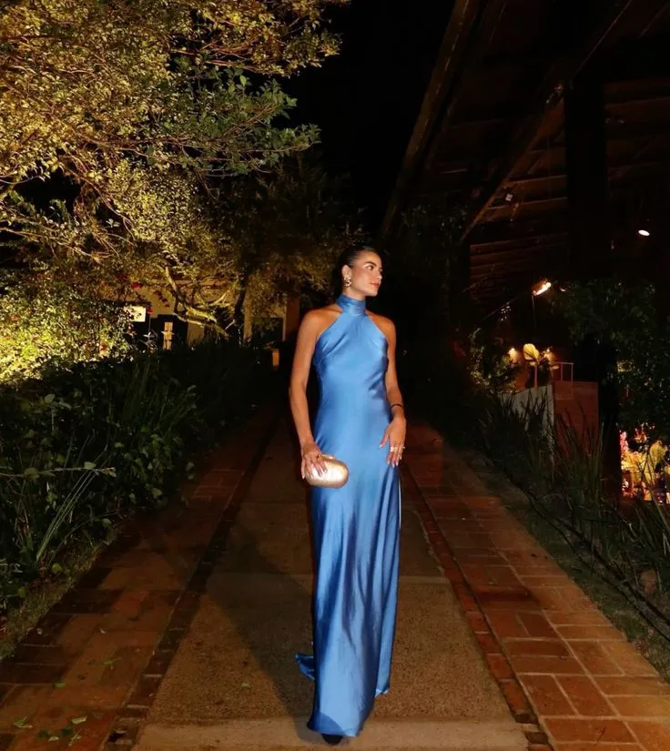 Superbe robe de soirée bleue