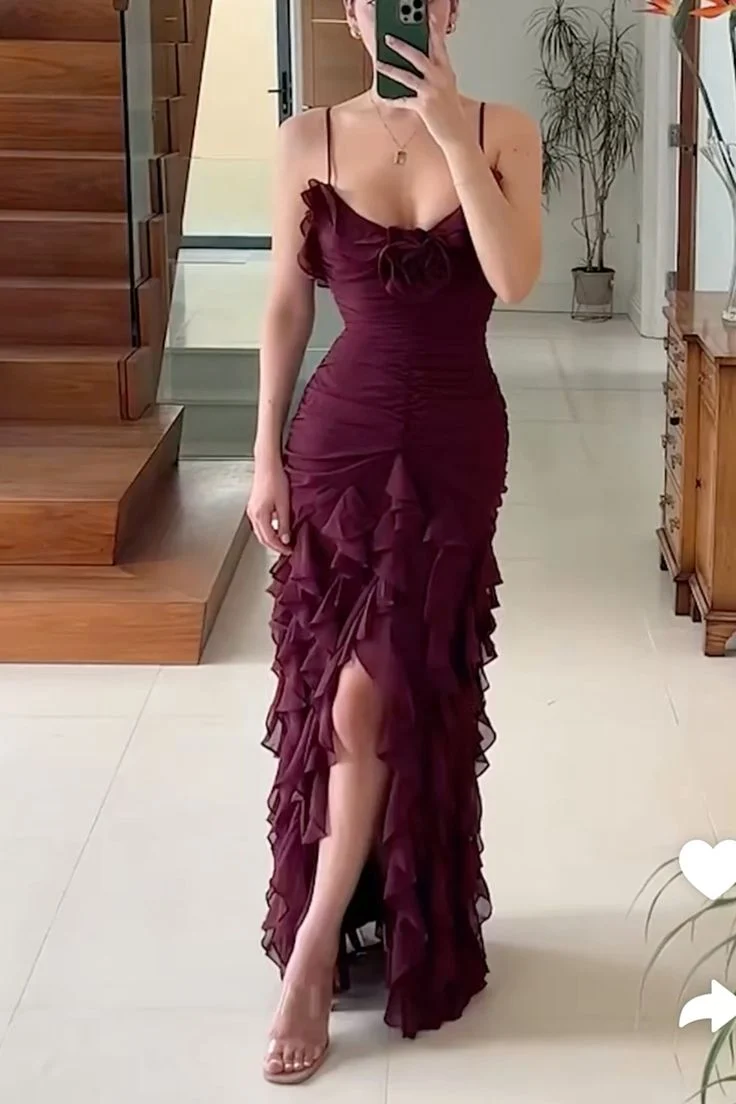 Robe de soirée bordeaux à bretelles spaghetti en mousseline de soie pour femme