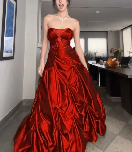Robe de soirée longue en satin vert