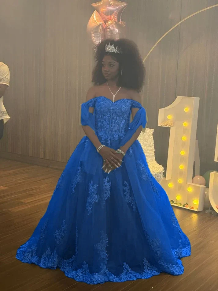 Robes de Quinceanera Sweet 16 avec fleurs 3D et épaules dénudées