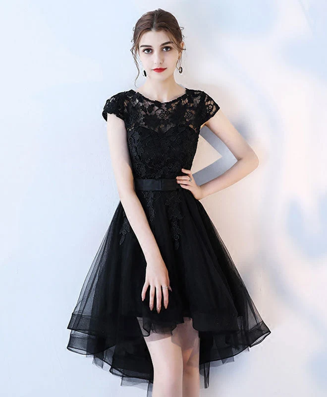 Robe de soirée courte et élégante en dentelle noire, coupe haute et basse