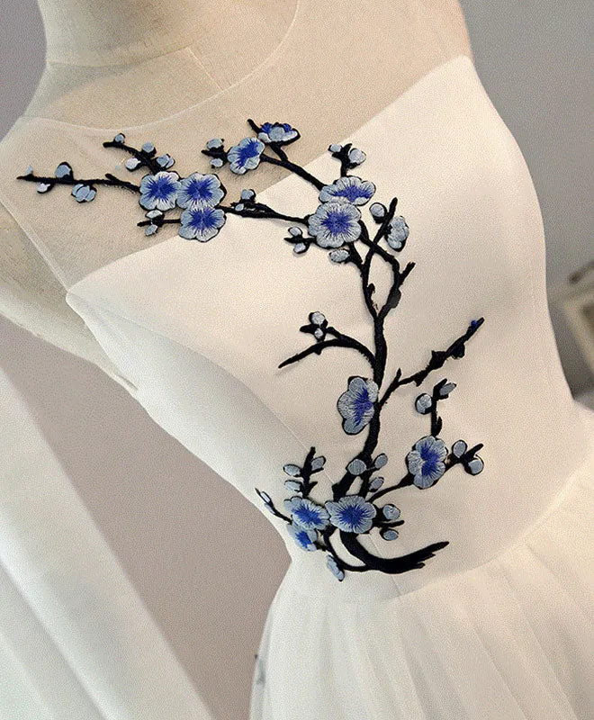 Robe de soirée courte en tulle blanc élégant, coupe trapèze