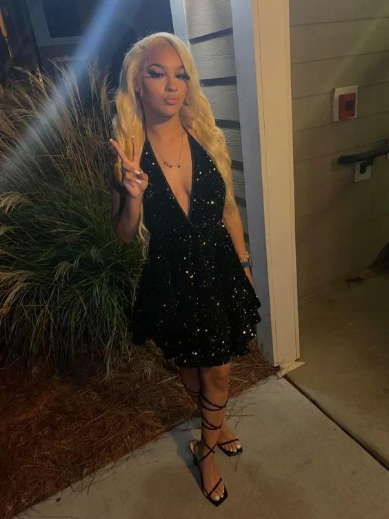 Robe de cocktail noire sexy et scintillante, dos ouvert à paillettes