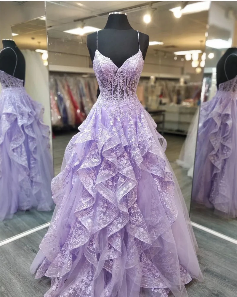 Superbes robes de soirée lilas à bretelles spaghetti pour les soirées de bal formelles