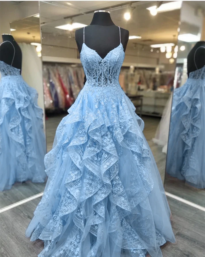 Superbes robes de soirée lilas à bretelles spaghetti pour les soirées de bal formelles
