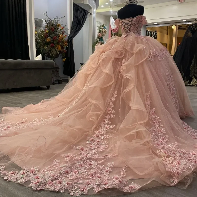 Belle robe de bal longue en dentelle rose pour les 16 ans