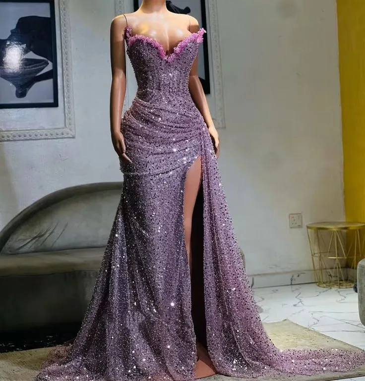 Robe de mariée sirène de soirée fendue haute et perlée violet clair