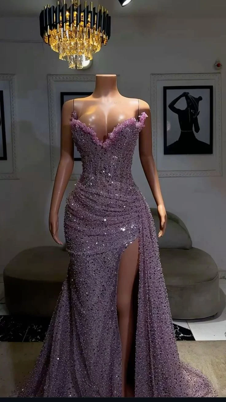 Robe de mariée sirène de soirée fendue haute et perlée violet clair