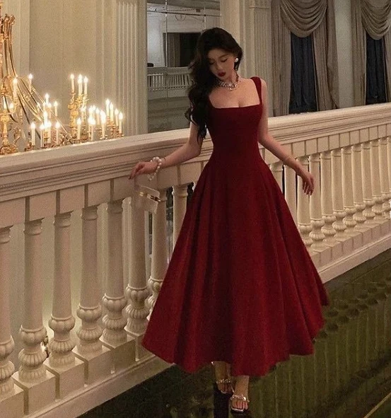 Robe de bal trapèze rouge bordeaux