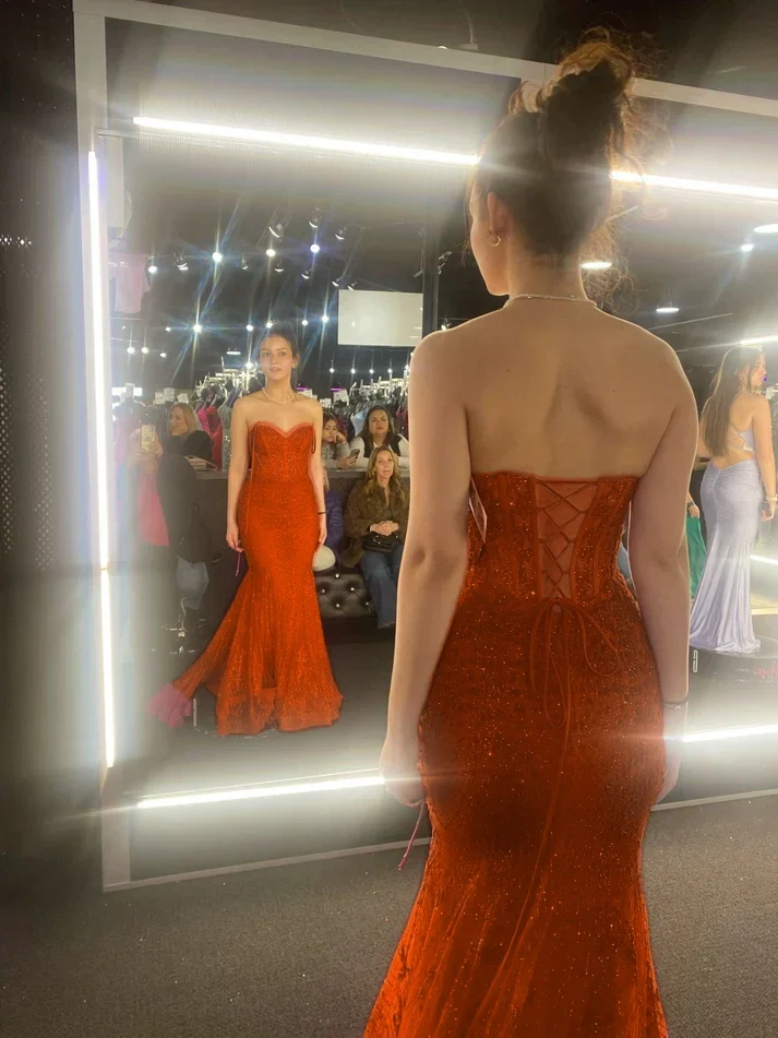 Robe de soirée longue sirène rose vif élégante