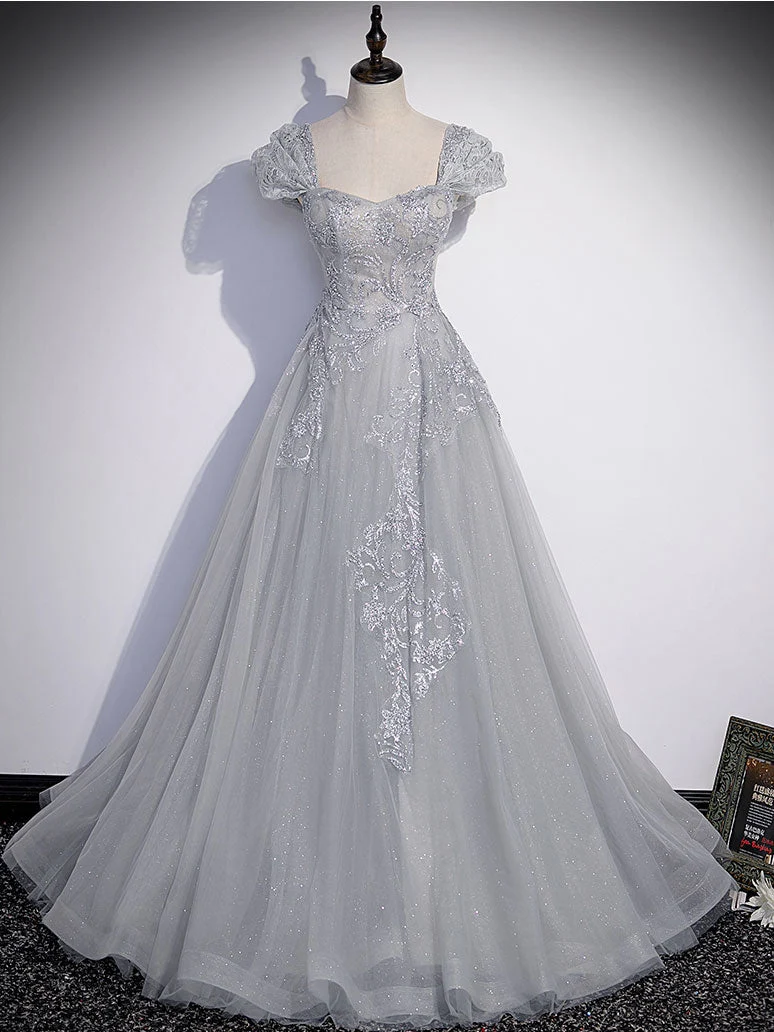 Robe de soirée longue grise en tulle et dentelle à col en cœur