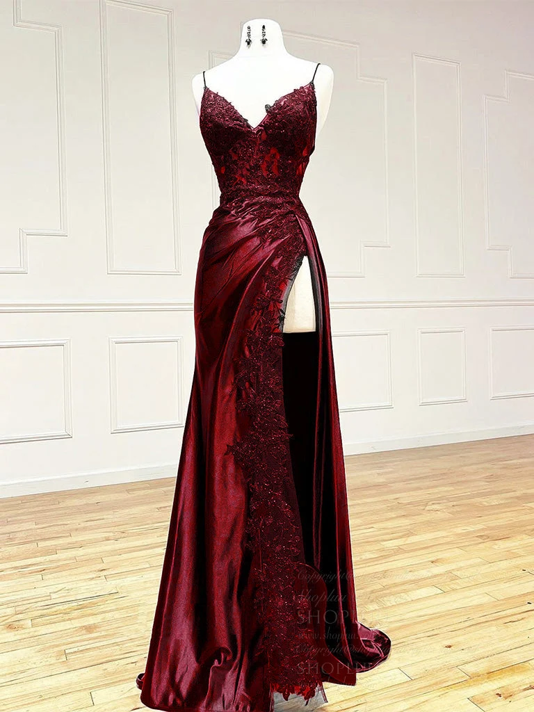 Robe de soirée longue en satin bleu foncé à col en V et dentelle