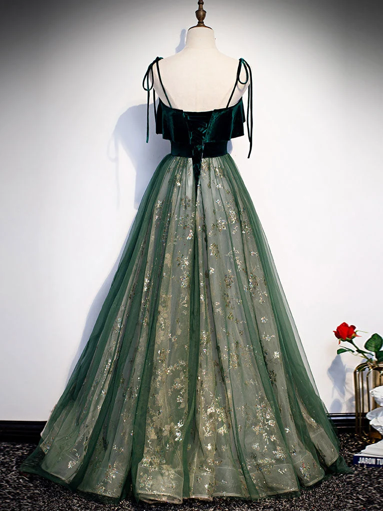 Belle robe de bal longue en tulle vert et dentelle