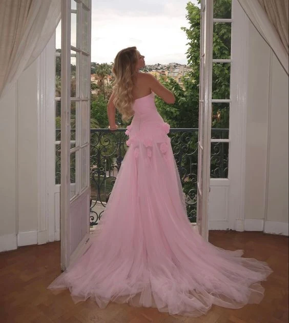 Robe de bal rose bustier à fleurs et fente haute pour femme