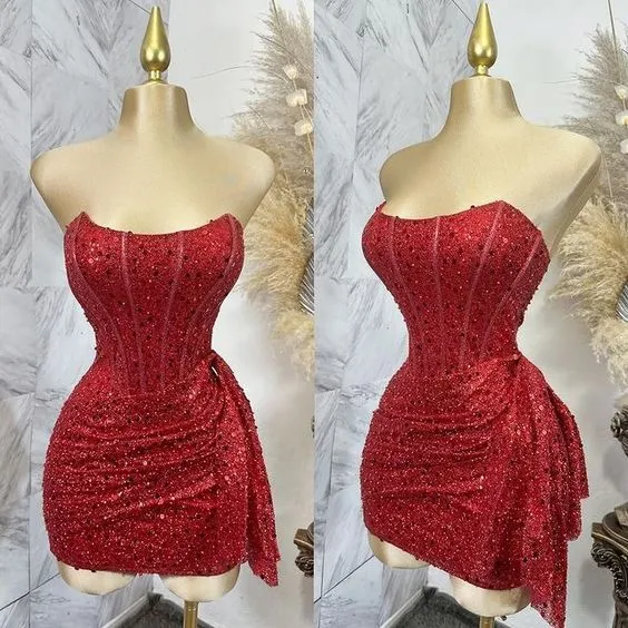 Robe mini bustier rose à paillettes pour fête d'anniversaire