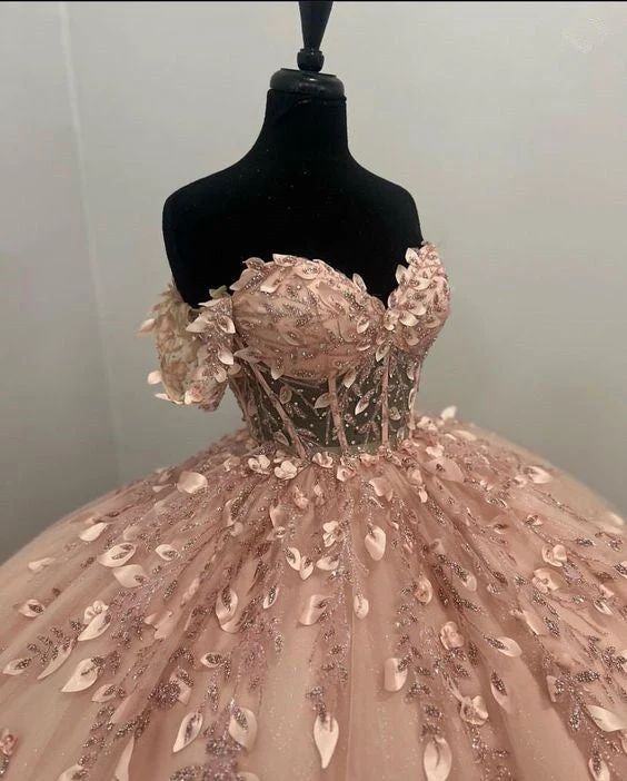 Belle robe de soirée unique sans manches rose clair