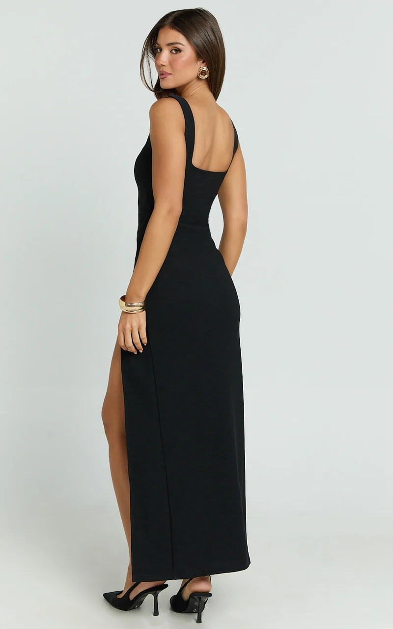 Tessa Maxi Dress - Square Neck Ruched Side Bodycon Dress in Black