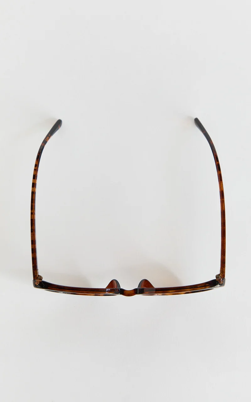 Yvette Sunglasses - Cat Eye Sunglasses in Torte