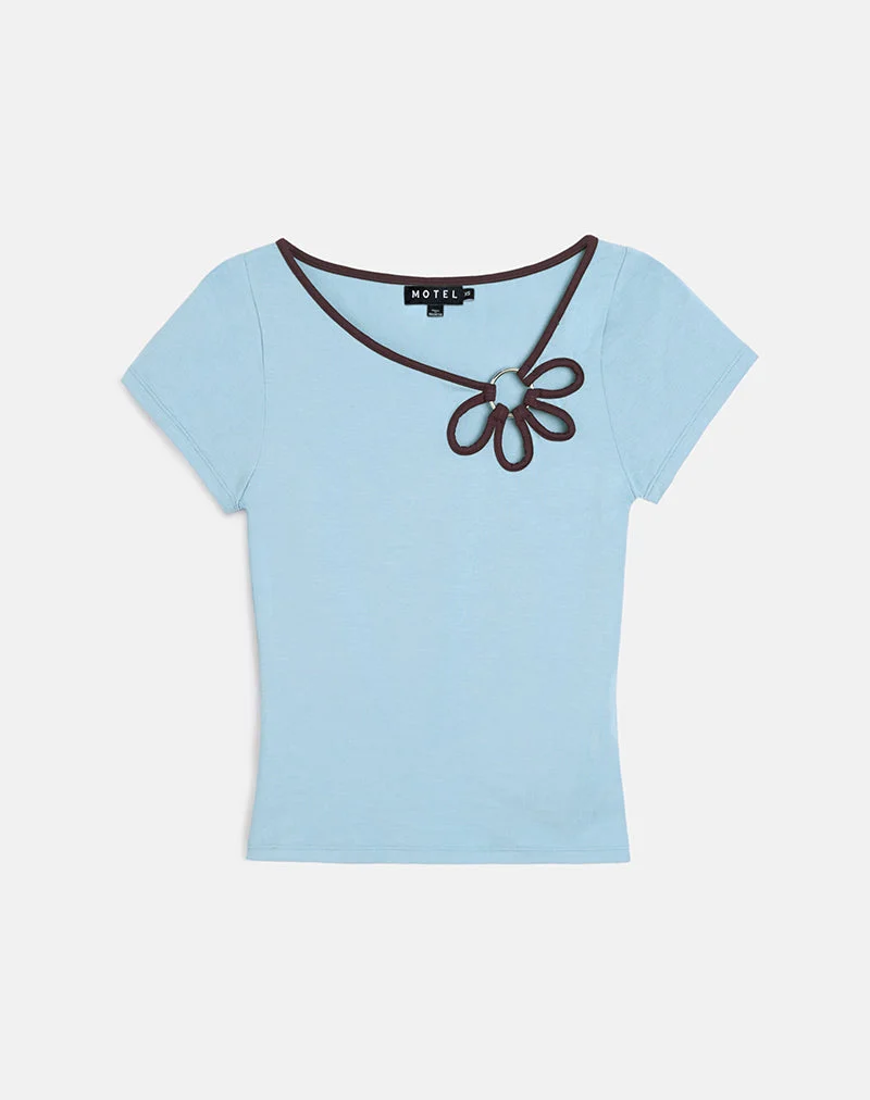 Bunga Flower Cut Out Top in Nantucket Blue with Chocolate Binding (Top à découpes de fleurs Bunga en bleu Nantucket et reliure chocolat)