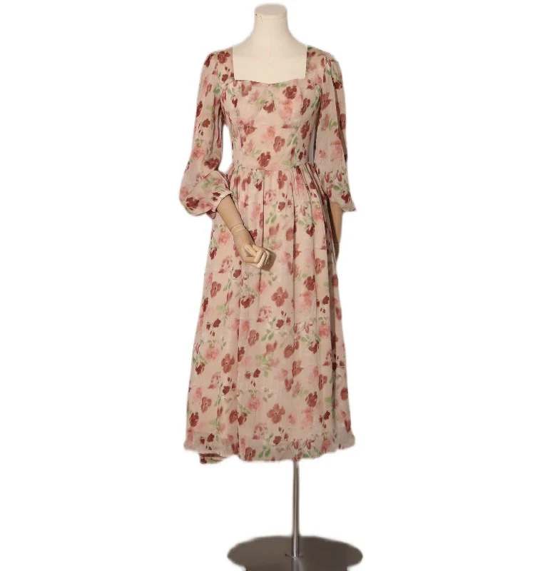 Robe d'été en mousseline de soie florale de style rétro à manches longues
