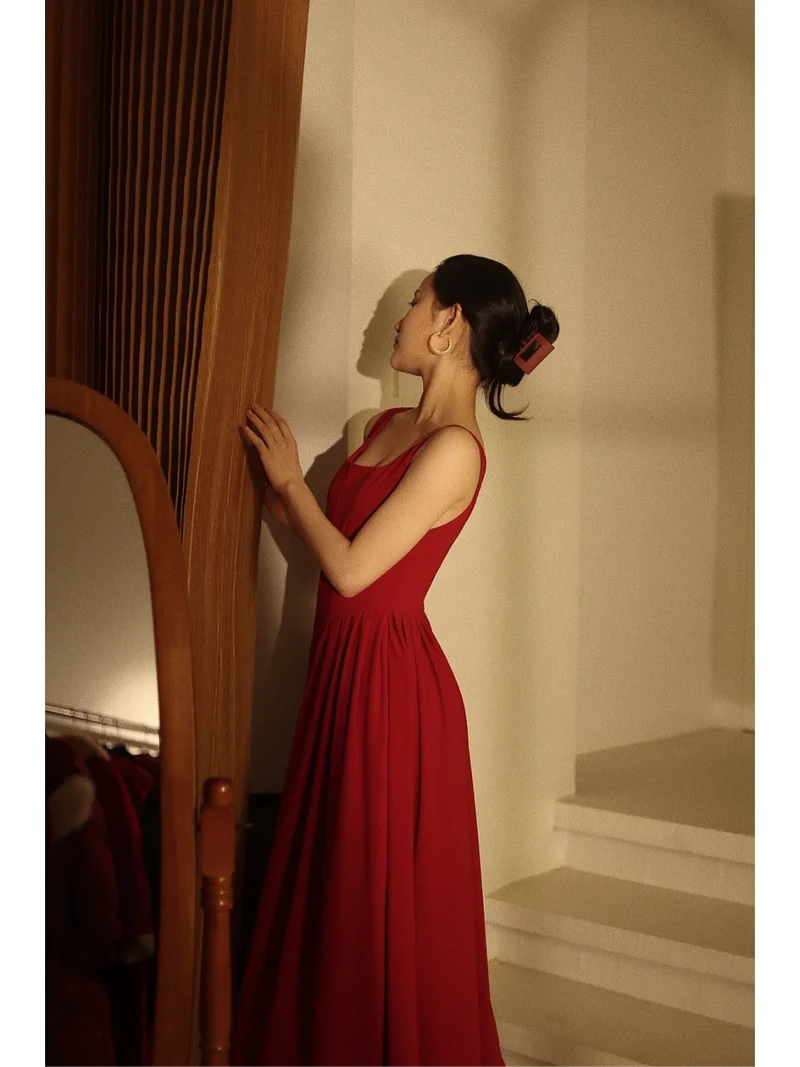 Robe simple longueur thé bordeaux années 50