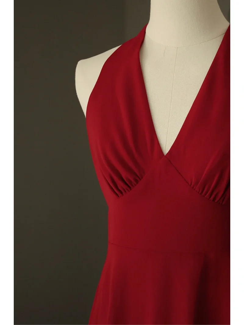 Robe midi rouge Halter vintage inspirée des années 50