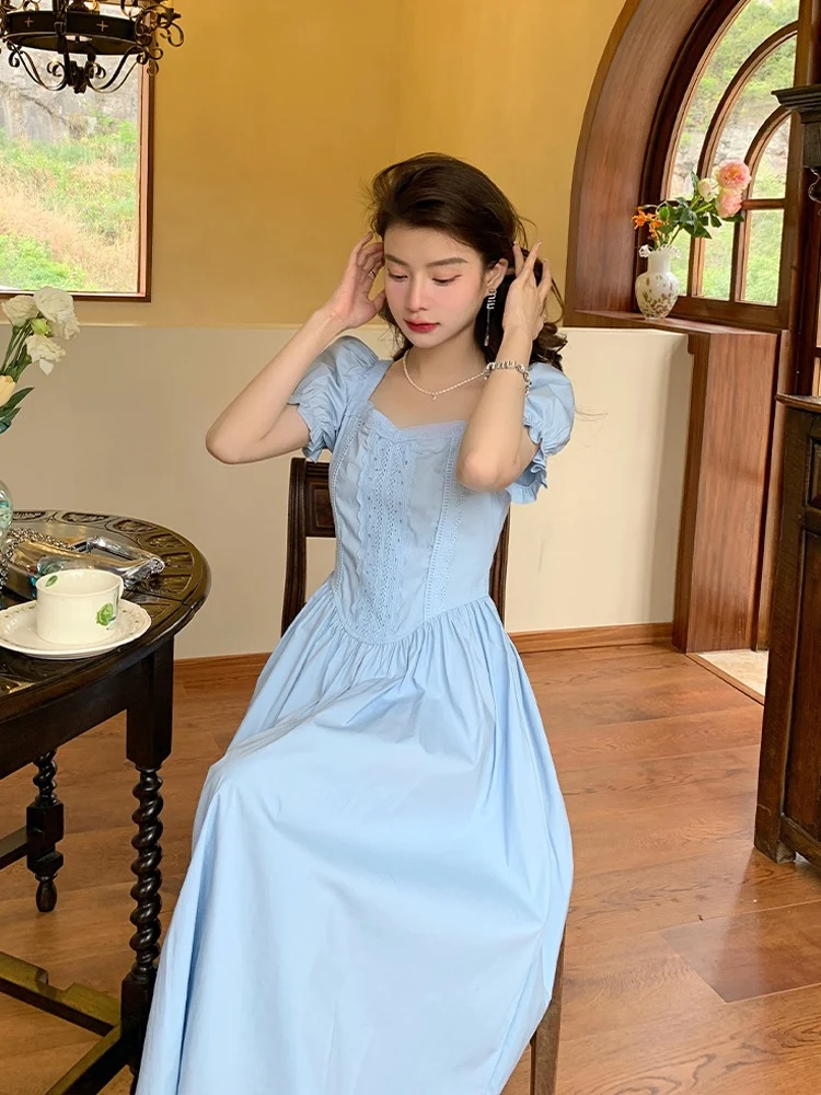 Robe trapèze d'inspiration vintage en coton bleu