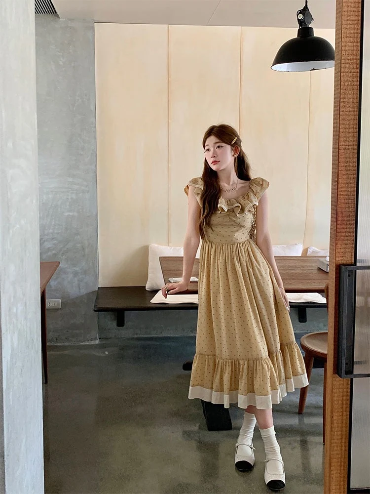 Robe trapèze vintage d'été à col rond et à pois champagne