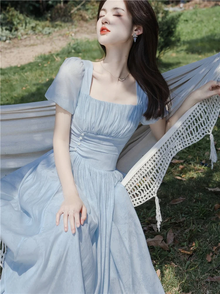 Robe trapèze d'été vintage bleu clair à col carré