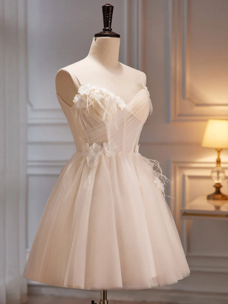 Jolie robe de soirée blanche sans bretelles, robe de mariée courte
