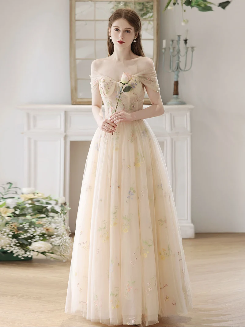 Conte de fées Boho Champagne Tulle Sheer Illusion Robe de bal