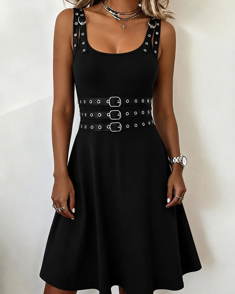Robe Col Carré Bretelles Anneau Métallique Sans Manches