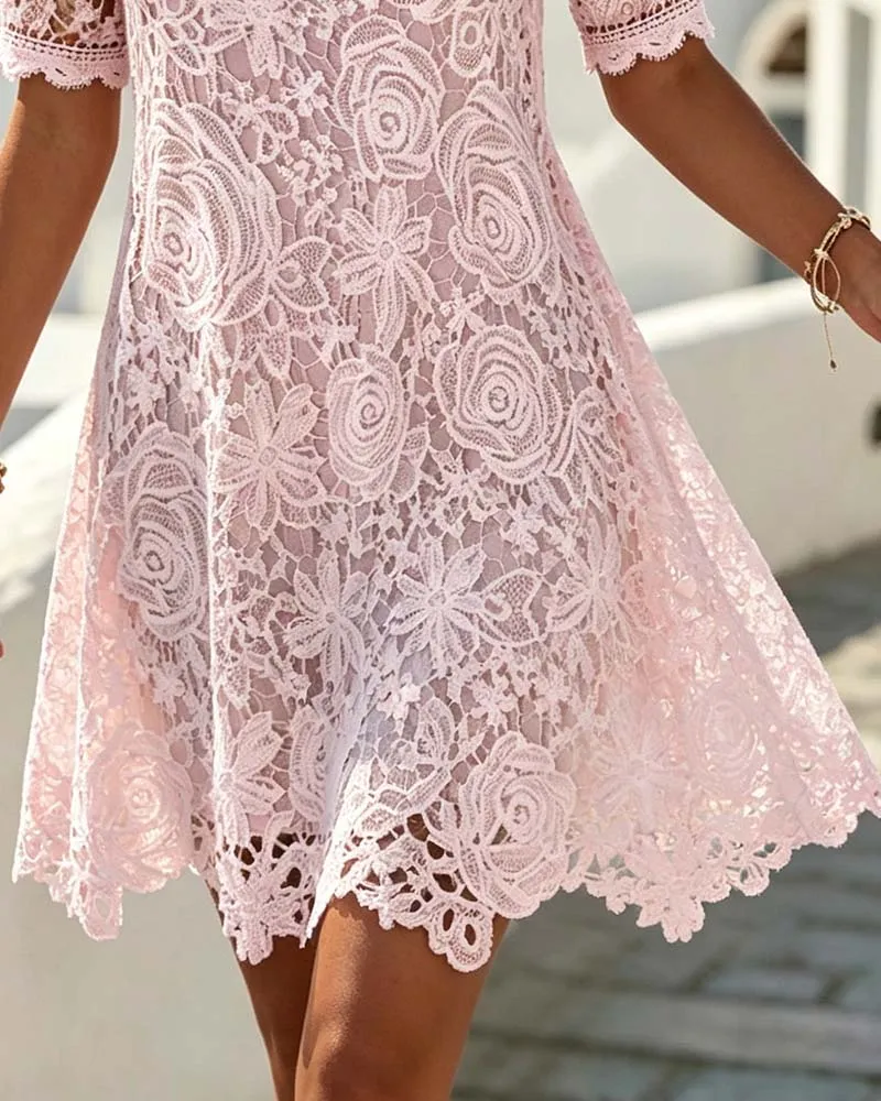 Robe Dentelle Patchwork Évidé Col Carré