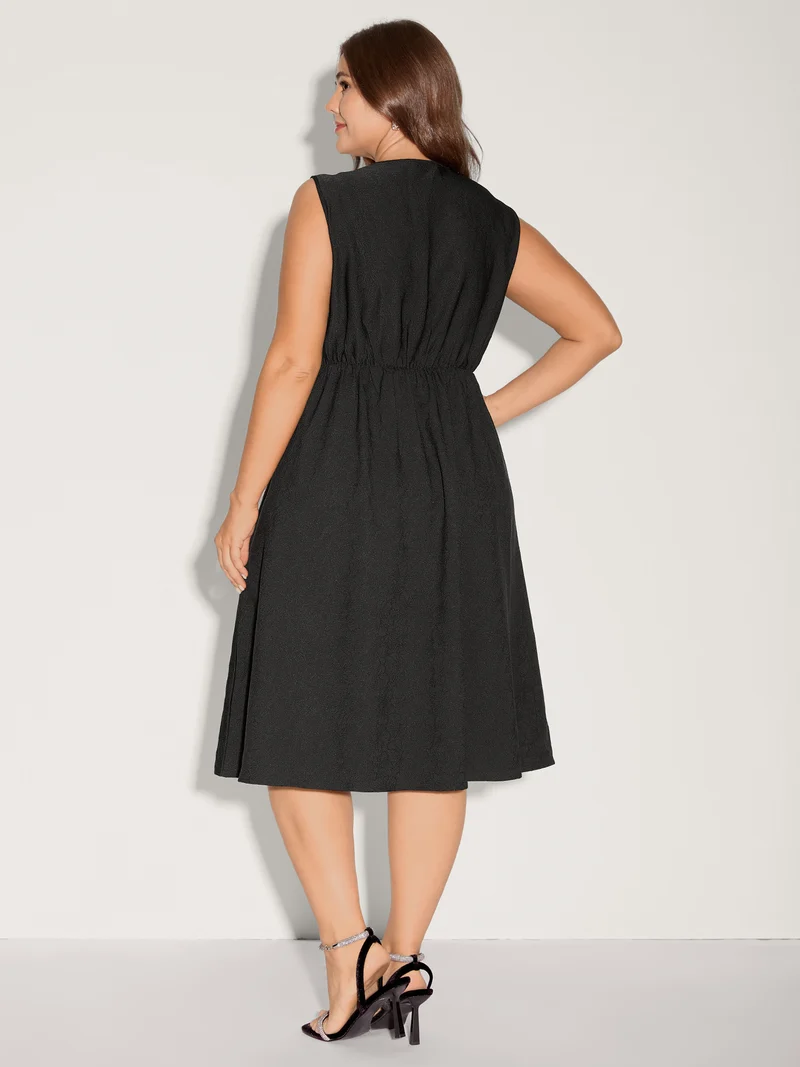 Textured Waist-Cut Pleated Solid Midi Dress