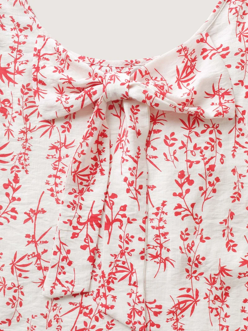 Sweet Floral Bow Back Flutter Blouse