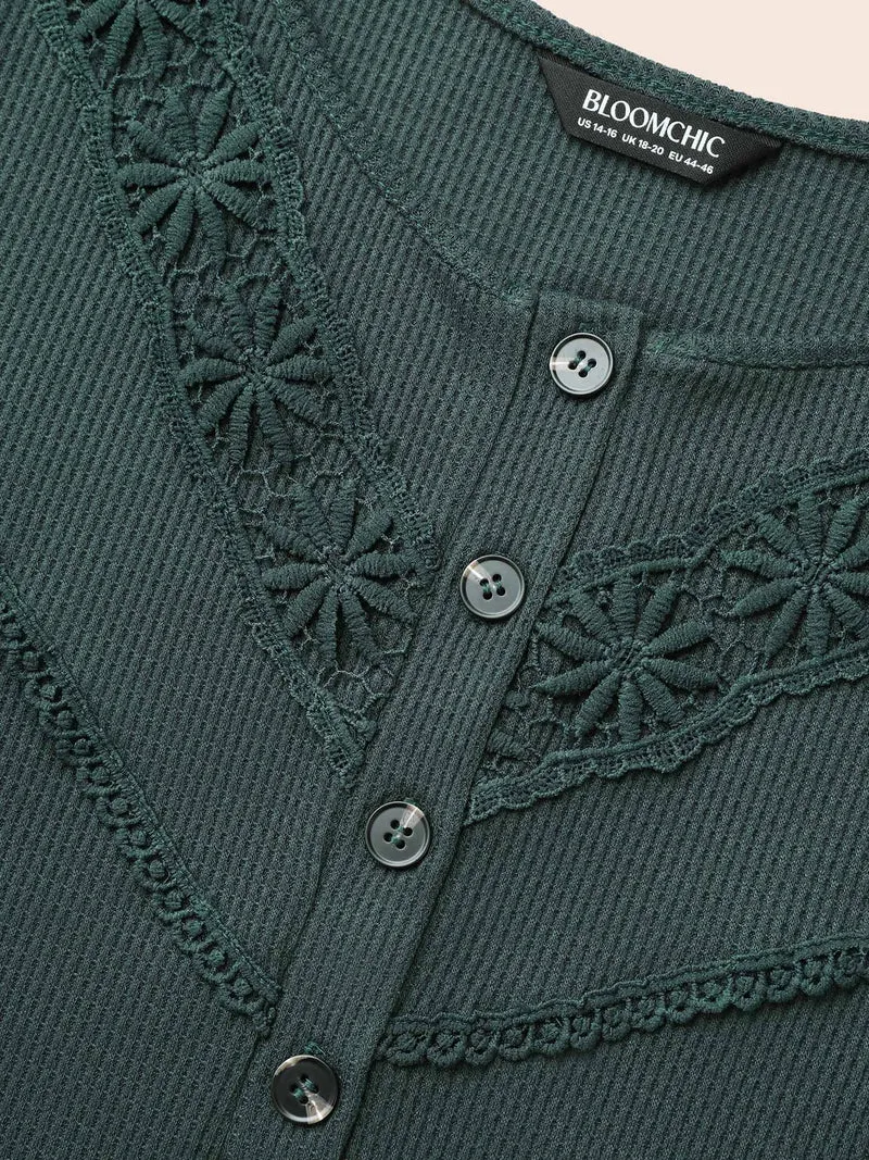 Solid Waffle Knit Lace Trim T-shirt