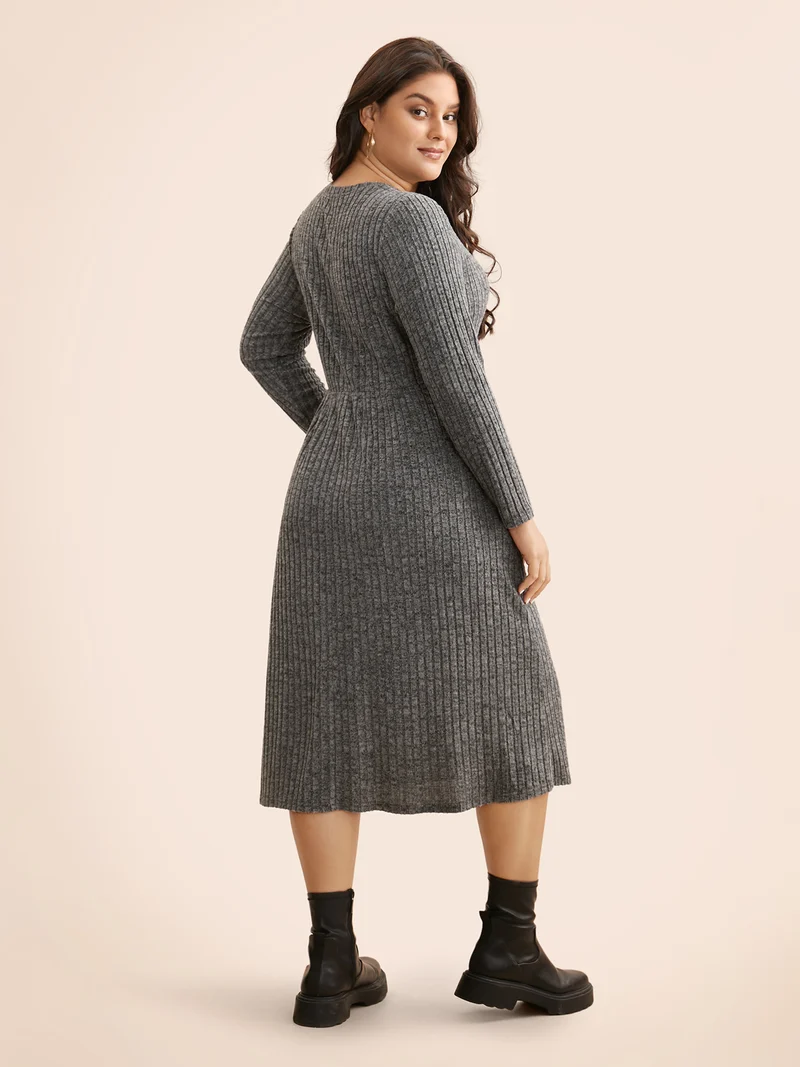 Crew Neck Button Detail Slim Fit Dress