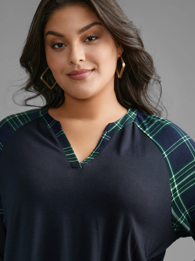 Notched Plaid Raglan Sleeve T-shirt