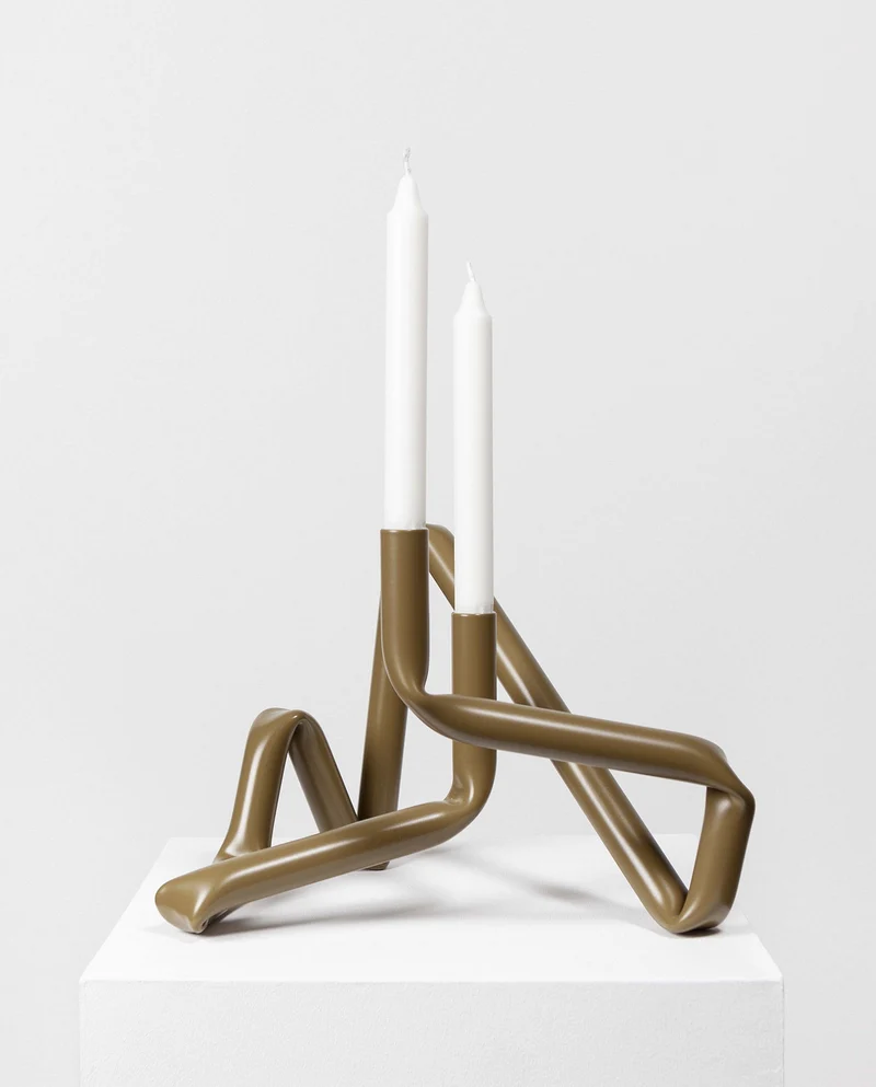 Chandelier en aluminium peint