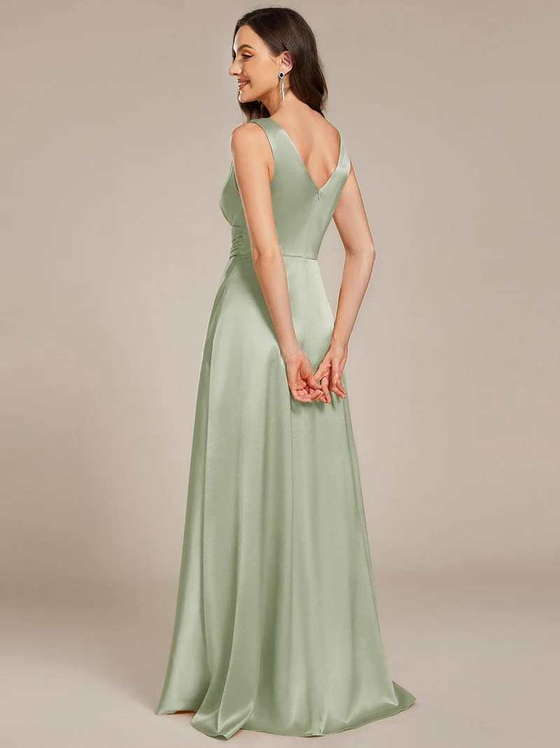 pretty INDY|Grande Taille Robe de demoiselle d'honneur fendue en satin sans manches à col en V