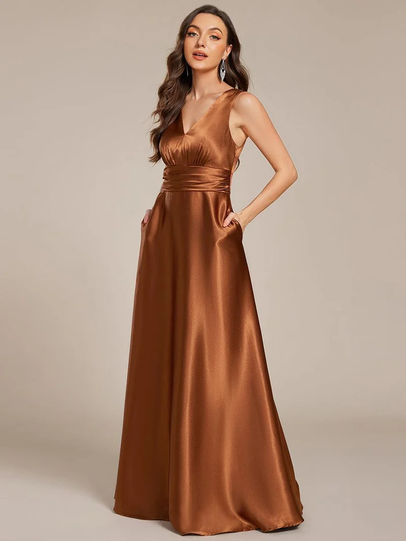 ever INDY|Robe de demoiselle d'honneur fendue en satin sans manches à col en V