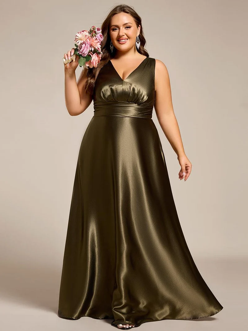 pretty INDY|Grande Taille Robe de demoiselle d'honneur fendue en satin sans manches à col en V