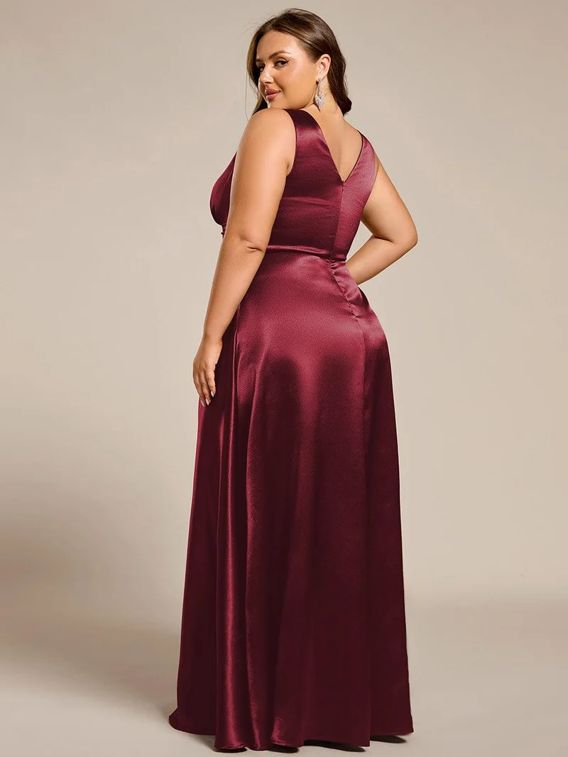 pretty INDY|Grande Taille Robe de demoiselle d'honneur fendue en satin sans manches à col en V