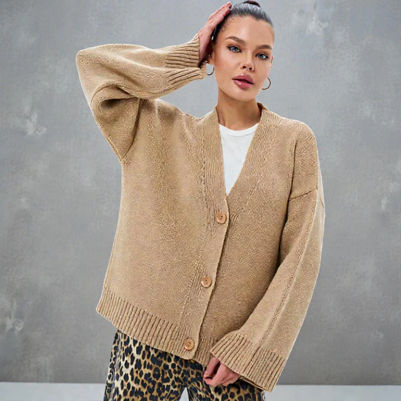 Aylin – Gilet à manches longues boutonné et col en V