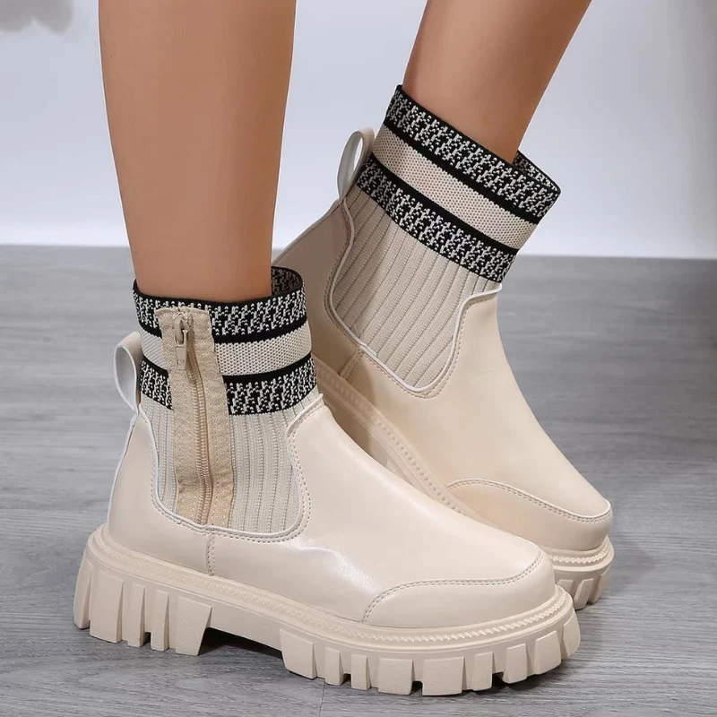 Zara – Chaussures à bout rond avec fermeture éclair latérale et semelle antidérapante