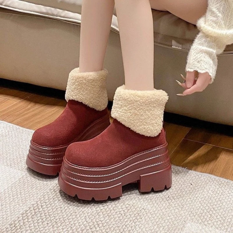 Zaria – Chaussures montantes à bout rond et semelle épaisse texturée