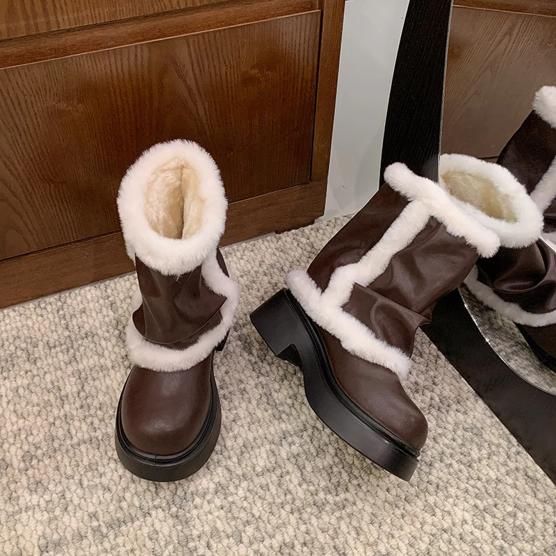Inaya – Chaussures mi-mollet à bout rond avec semelle antidérapante