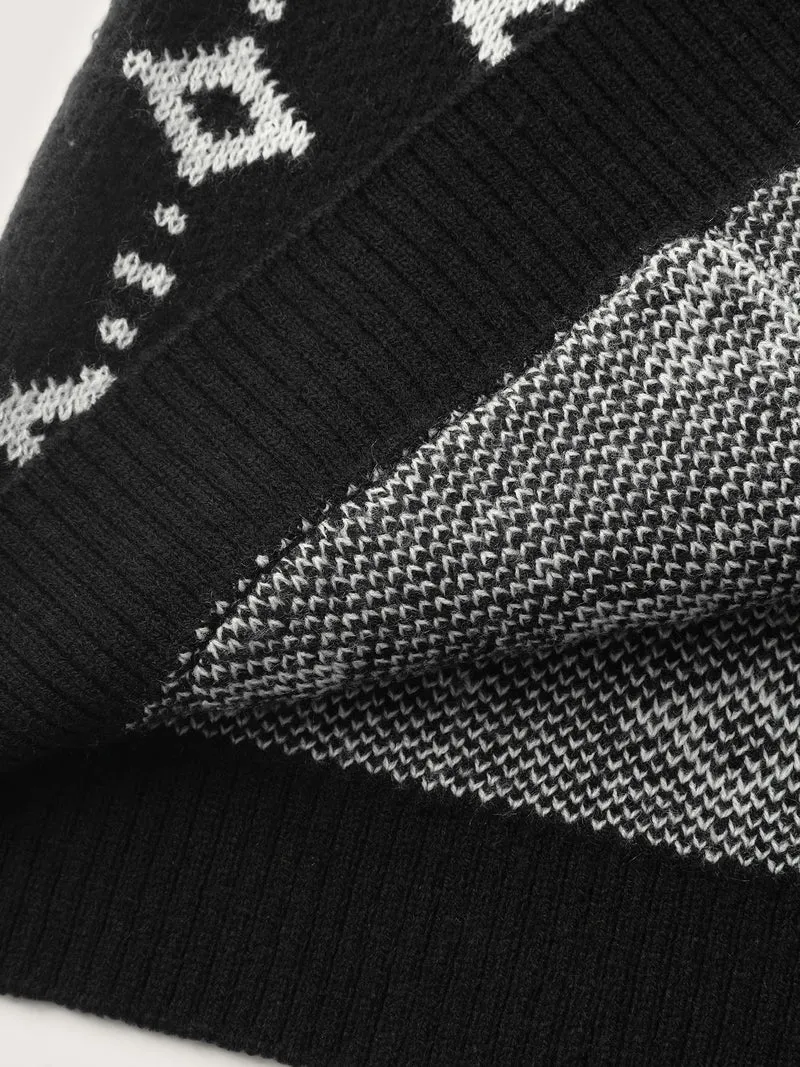 Supersoft Geometric Pattern Pockets Button Knit Cardigan